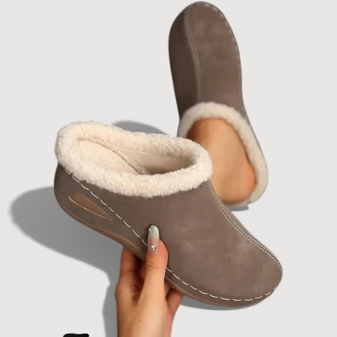 Novi | Zapatilla Mule Confort