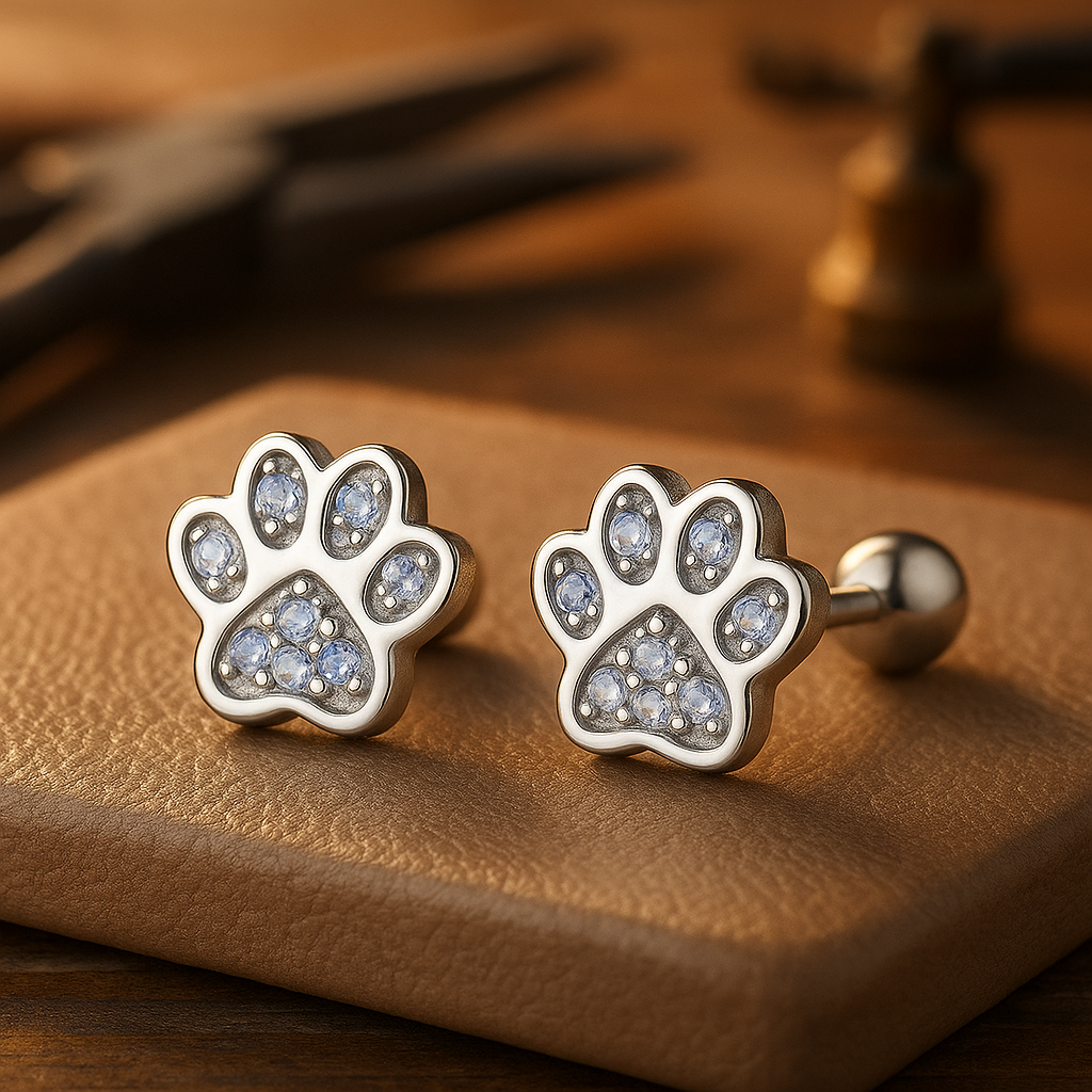 Huella Brillante™ | Pendientes de Plata con Circonitas