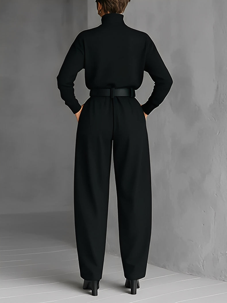 Rinelle | Conjunto compuesto por un suéter de cuello alto y un pantalón recto