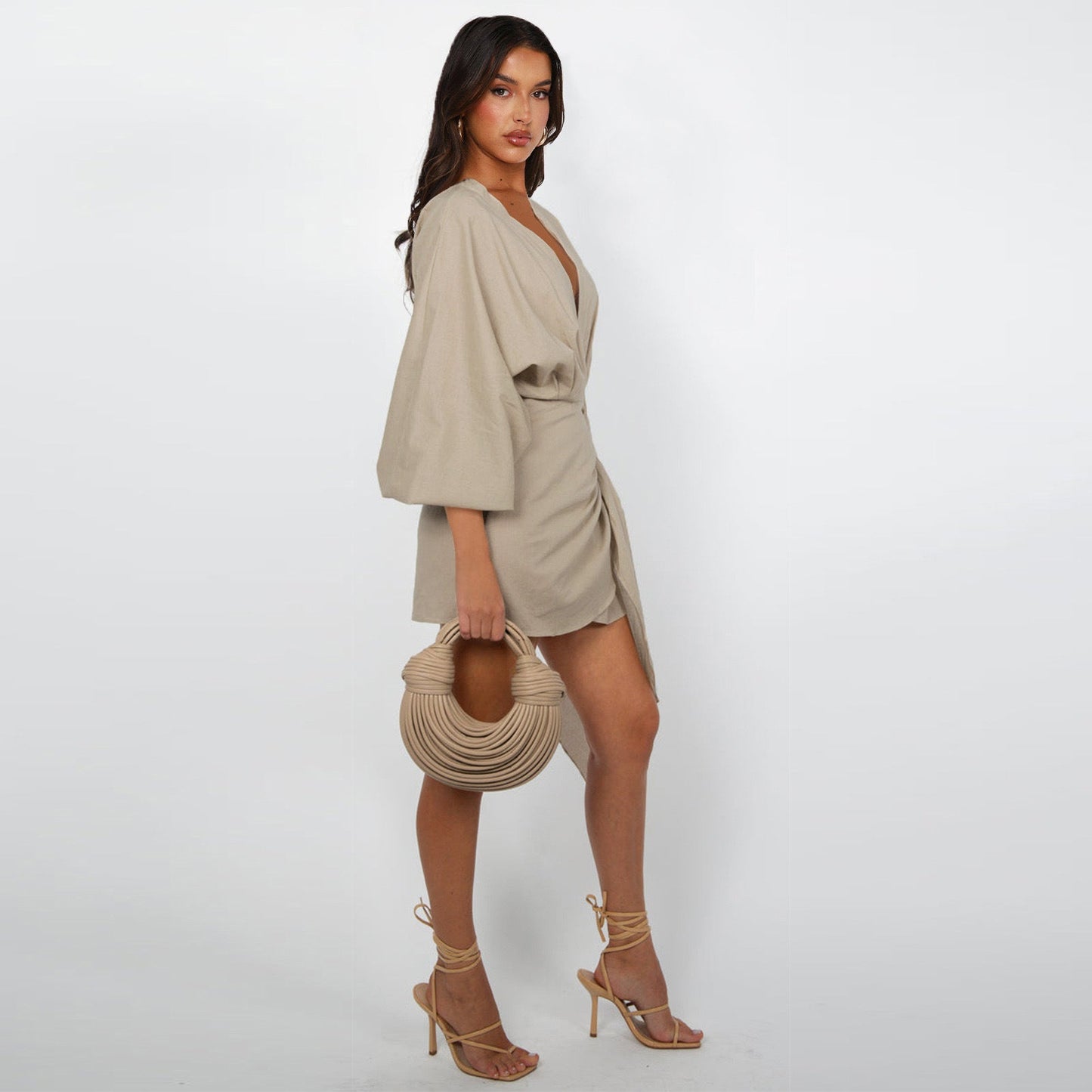 Vestido cruzado con cuello en V para mujer